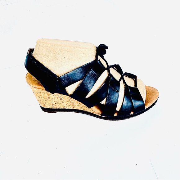Clarks Shoes - Clarks WIDE 6.5 Lace Up Cork Wedge Black Heel Sandal Open Toe Great Condition!